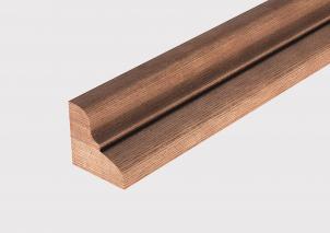 Пристеночный бортик из массива дерева